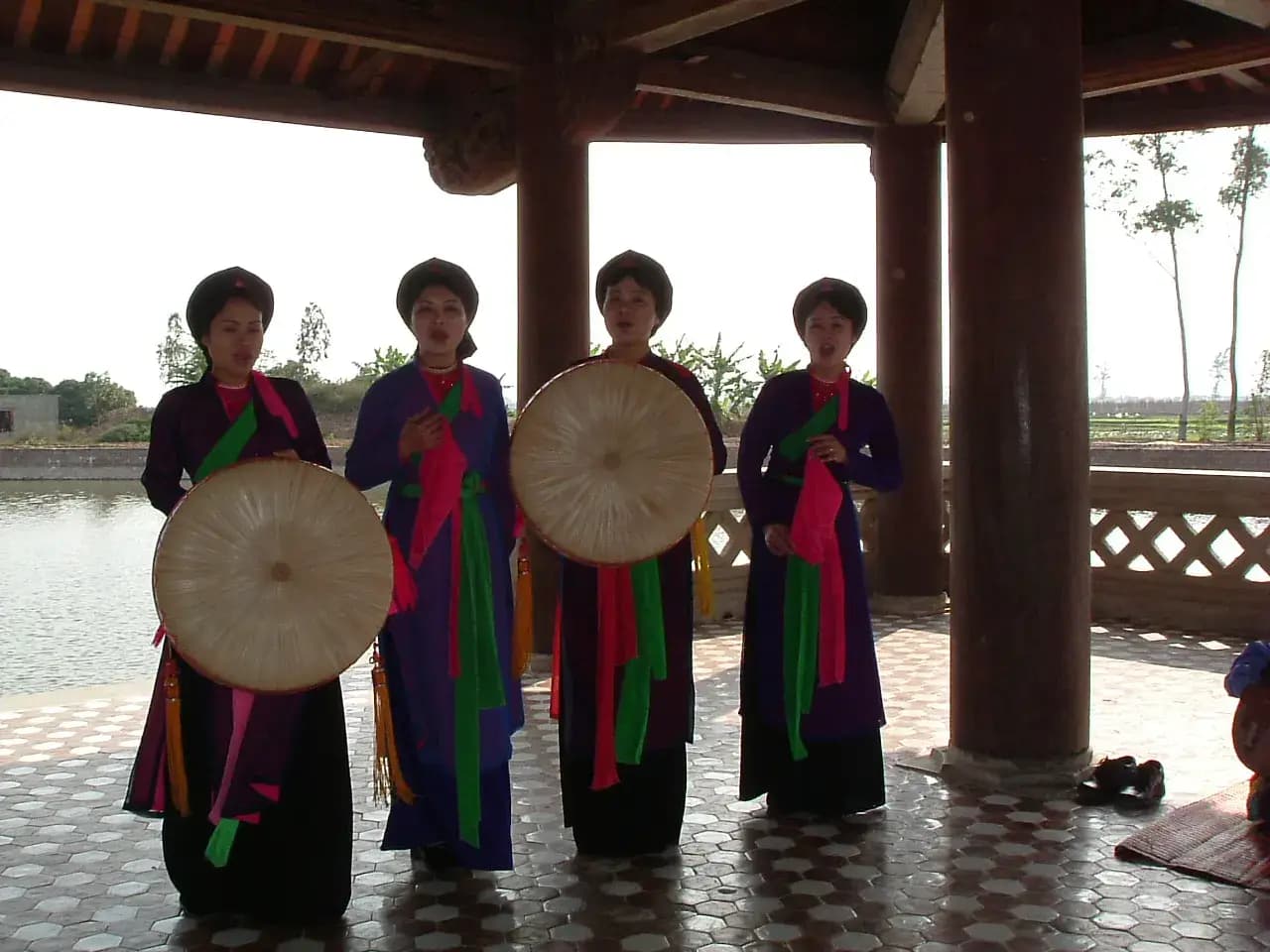 Liền chị quan họ Bắc Ninh