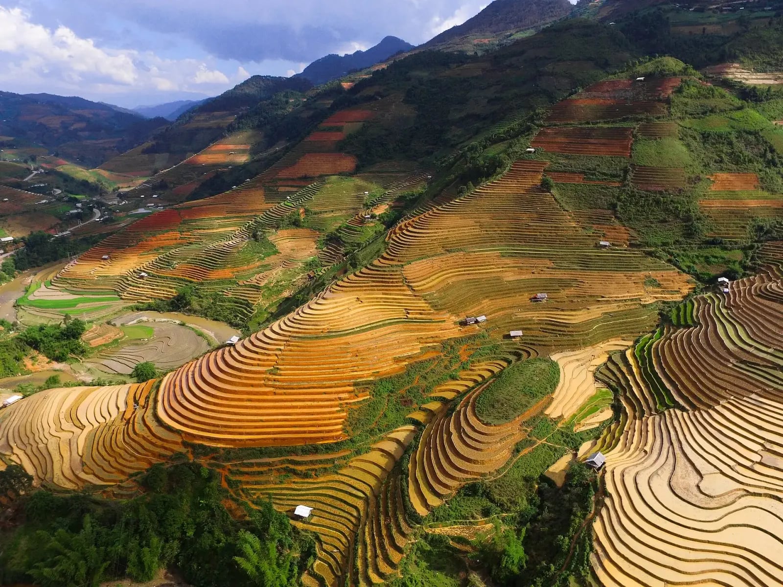 Ruộng bậc thang Mù Cang Chải